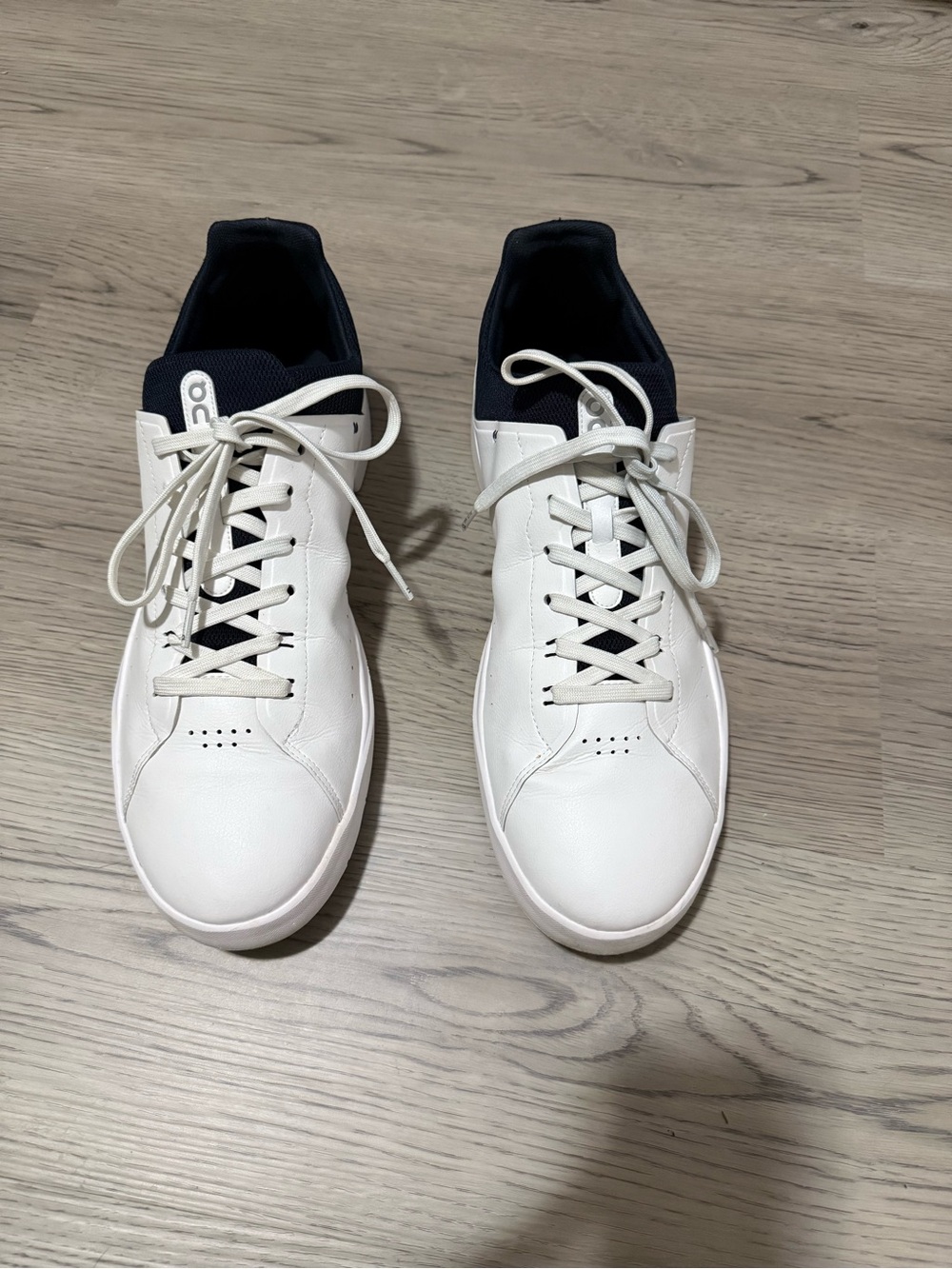On Running The Roger Mens 14 White Navy Tennis Shoes Speedboard Vegan Leather - Picture 2 of 10